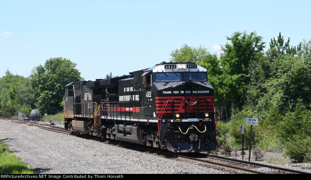 NS 4822 "Thank You To Our Railroaders" leads NS 18N power consist